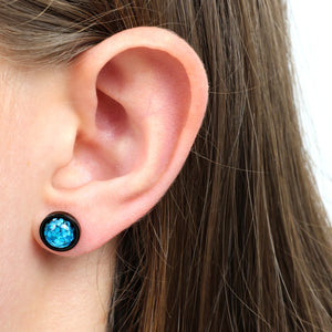 She Leaves A Little Sparkle - Black Stainless Steel 8mm Circle Studs - Aqua Blue Glitter (11461)