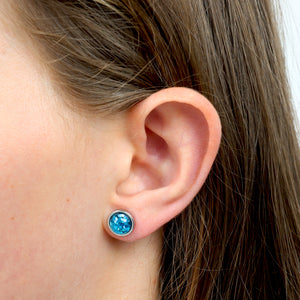 Dream Chaser! - Silver Stainless Steel 8mm Circle Studs - Aqua Blue Glitter (11463)