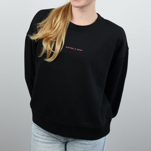 FIERCE FEARLESS FABULOUS - Relaxed Crop Crew Neck Jumper - Black