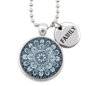 Heart & Soul Collection - Bright Silver ' FAMILY ' Necklace - Floral Ice (10915)
