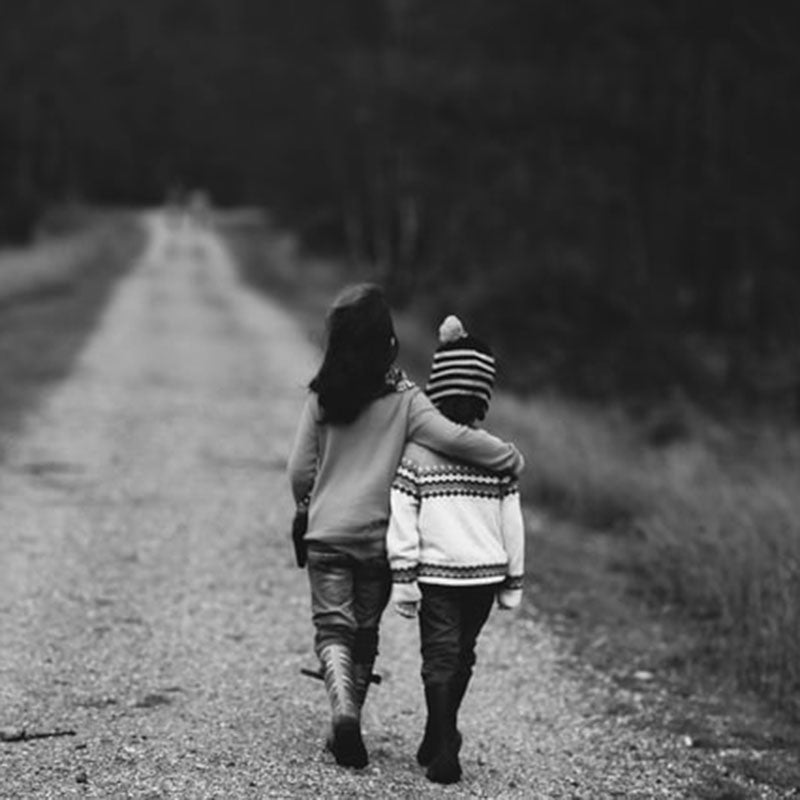 5 ways to teach your children empathy and kindness