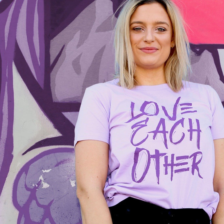 10 Meaningful Gifts Ideas For Purple Lovers