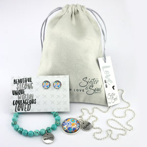 BEAUTIFUL STRONG UNIQUE - Aqua Breeze & Apple Teach Inspire - 3 Piece Deluxe Gift Bundle (L11)