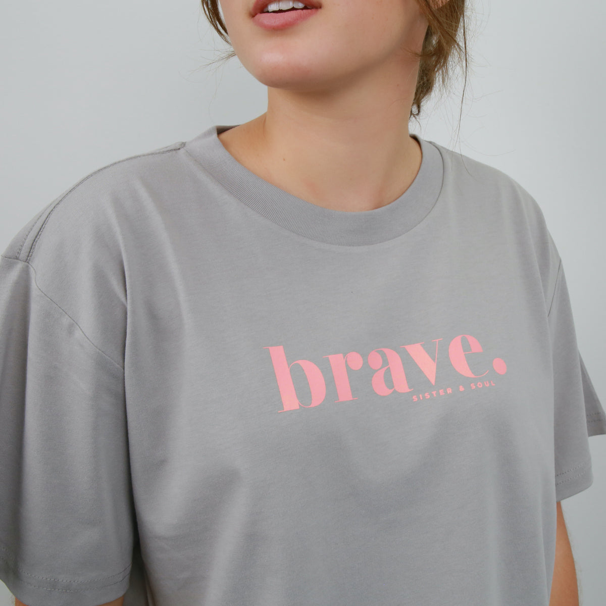 BRAVE - Storm Grey Cropped Wide Boxy Tee - Pink Print