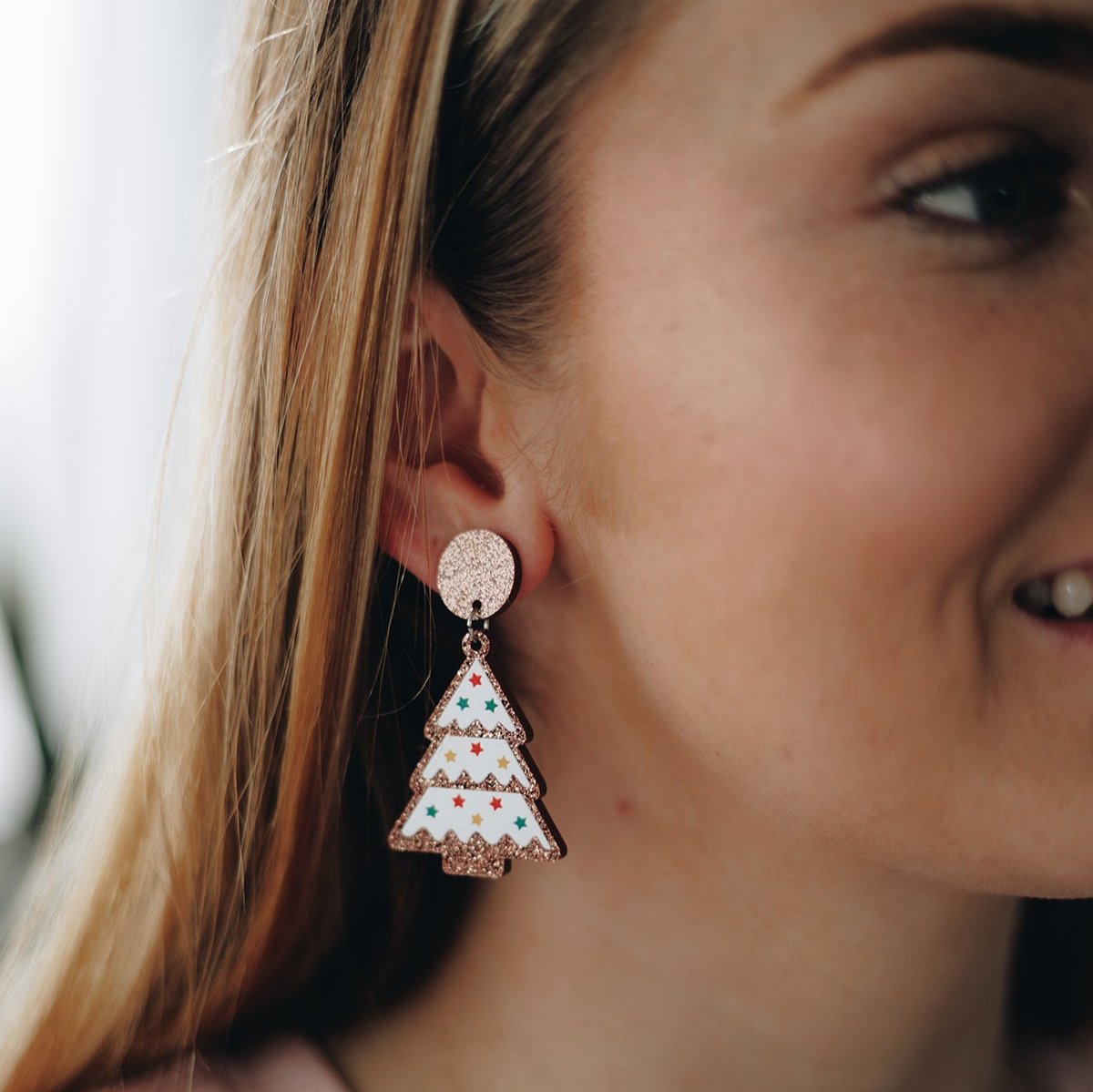 Acrylic & Resin Dangles - 'Hey Gorgeous' - Rose Gold Glitter Christmas Tree (9514)