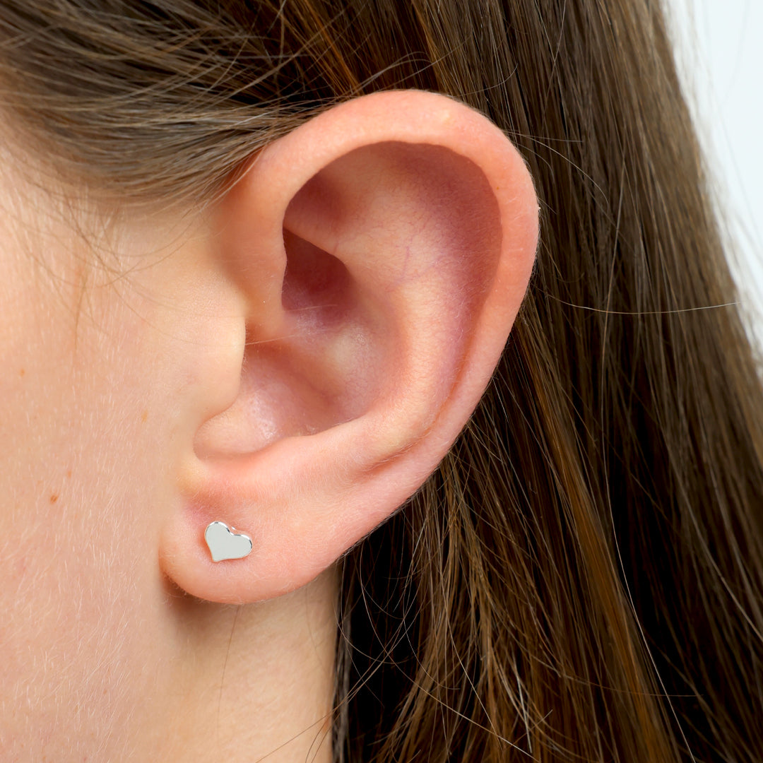 Lovely Just Like You! Smooth Heart Earrings - Silver (9403)