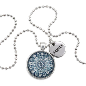 Heart & Soul Collection - Bright Silver ' FAMILY ' Necklace - Floral Ice (10915)