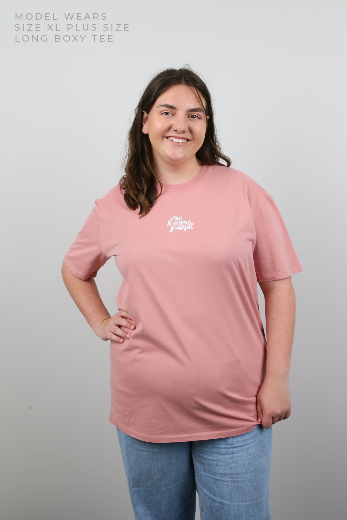 WORTHY BEAUTIFUL BRAVE  - Oversized Fit - Plus Size Long Boxy Tee - Dusty Rose with White Print