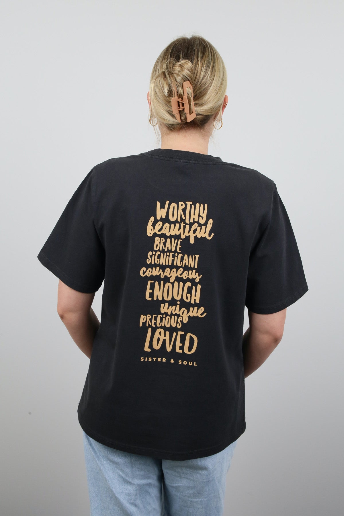 WORTHY BEAUTIFUL BRAVE - Washed Black Heavy Tee - Caramel Print