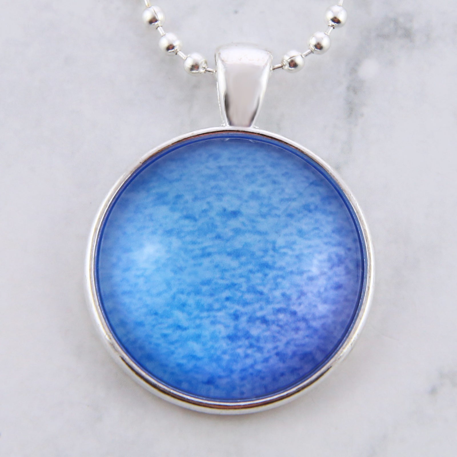 Ombre Wash Necklaces Bright Silver