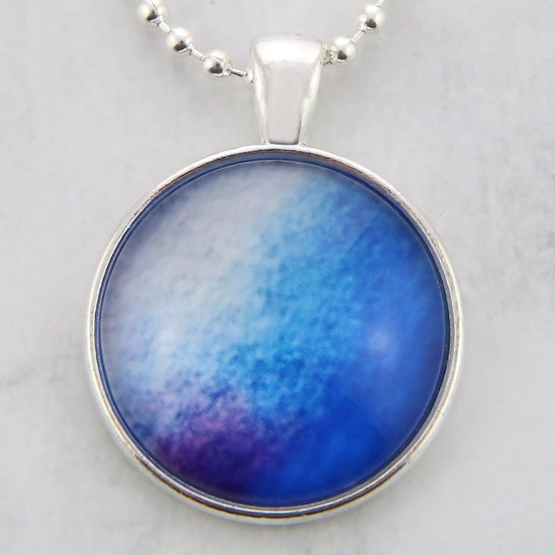 Ombre Wash Necklaces Bright Silver