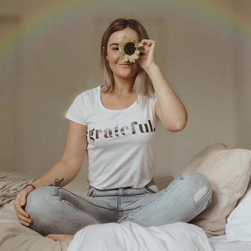 Grateful Tee - White Scoopy - Charcoal Shimmer Print